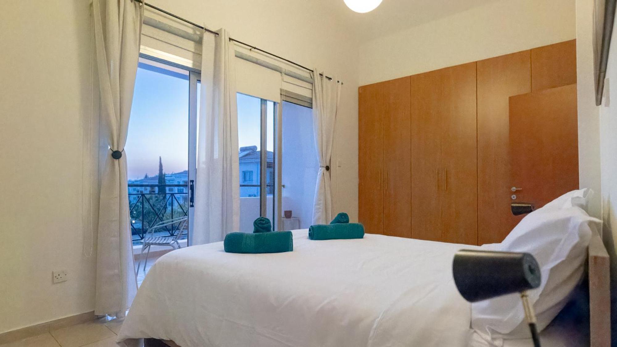 Nefeli Blue-horizon 2b, Pool, Suites, Big Balconies Apartament Pafos