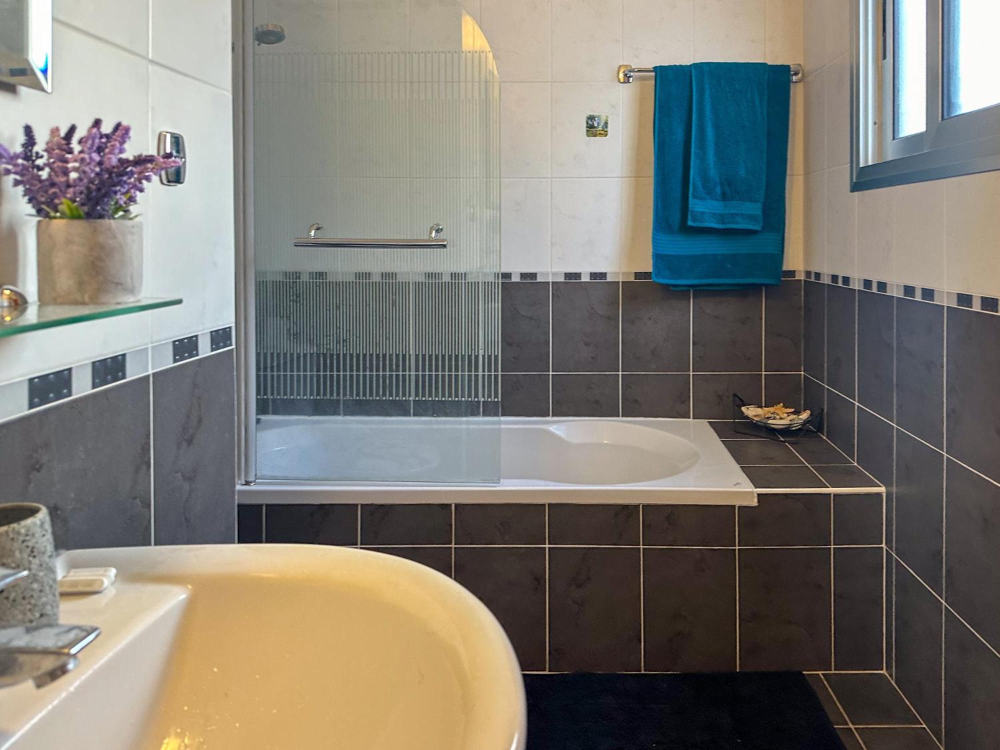 Nefeli Blue-horizon 2b, Pool, Suites, Big Balconies Apartament Pafos
